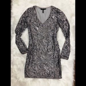 BCBGMaxAzria Women’s Gray Sequin Longsleeve Dress